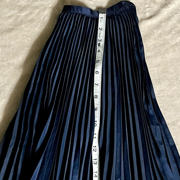 Polo Ralph Lauren Blue Pleated Skirt Size L - Picture 9 of 10